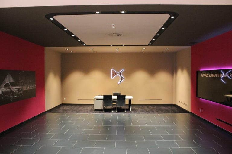 ADECUACIÓN ZONA DS PSA RETAIL (MADRID)